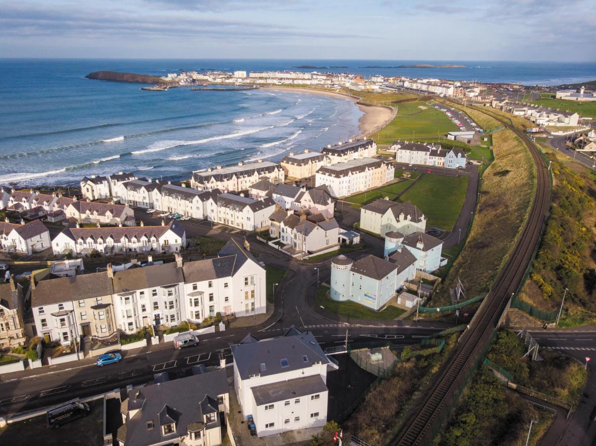 White Hall Portrush Exterior photo