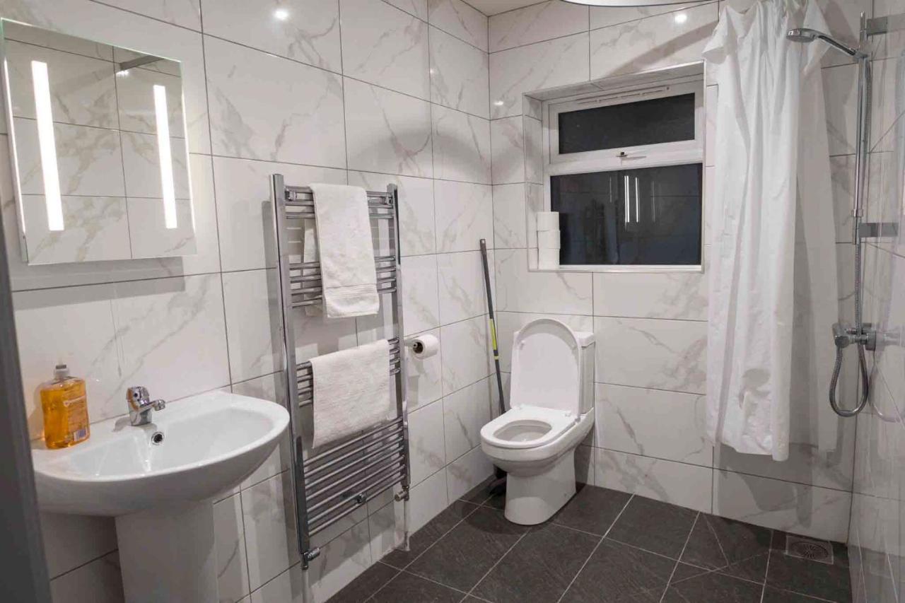 White Hall Portrush Exterior photo